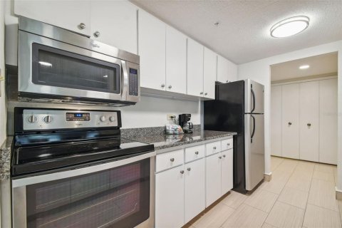 Copropriété à vendre à Palm Harbor, Floride: 2 chambres, 154.22 m2 № 1245869 - photo 16
