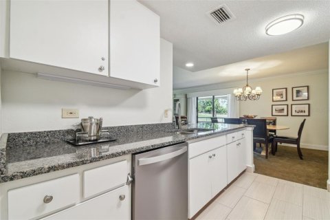 Copropriété à vendre à Palm Harbor, Floride: 2 chambres, 154.22 m2 № 1245869 - photo 13
