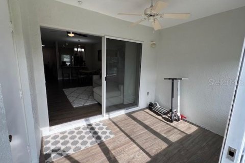 Adosado en venta en Oldsmar, Florida, 2 dormitorios, 103.12 m2 № 1767235 - foto 11