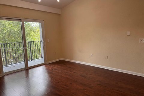 Appartement à louer à Homestead, Floride: 2 chambres, 83.15 m2 № 2318240 - photo 3