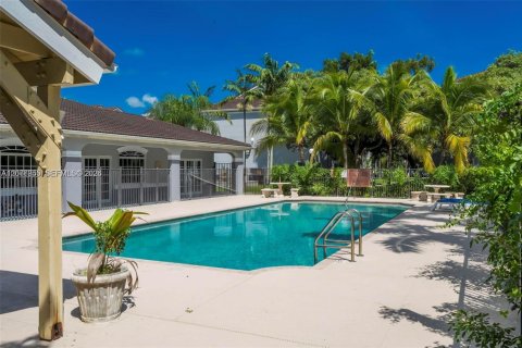 Appartement à louer à Homestead, Floride: 2 chambres, 83.15 m2 № 2318240 - photo 13