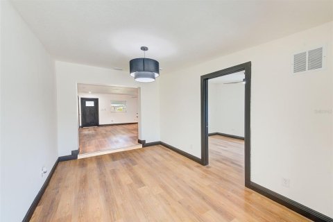 Casa en venta en Tampa, Florida, 3 dormitorios, 170.85 m2 № 1721973 - foto 28