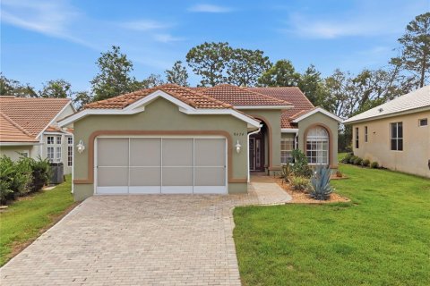 Casa en Weeki Wachee, Florida 3 dormitorios, 196.21 m2 № 2095721