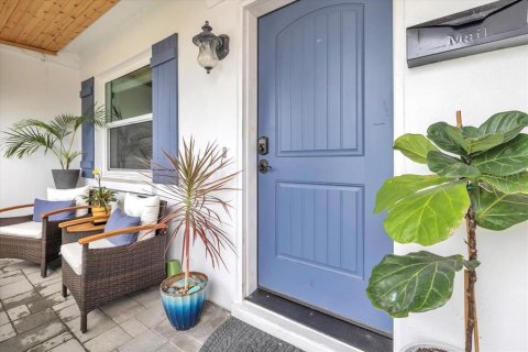 House in Venice, Florida 3 bedrooms, 156.45 sq.m. № 2107098 - photo 7