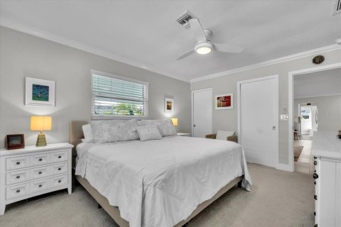 House in Venice, Florida 3 bedrooms, 156.45 sq.m. № 2107098 - photo 29