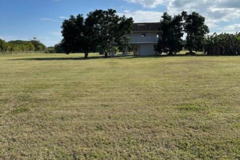 House in Homestead, Florida 2 bedrooms, 339.09 sq.m. № 2193100 - photo 3