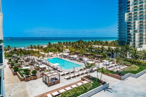 Condo à Miami Beach, Floride, 2 chambres  № 2334624