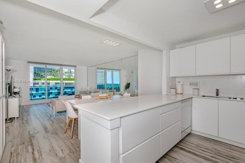 Copropriété à louer à Miami Beach, Floride: 2 chambres, 81.75 m2 № 2334624 - photo 8