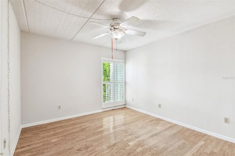 Condominio en alquiler en Tampa, Florida, 2 dormitorios, 86.96 m2 № 1888557 - foto 18