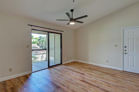 Condo in Sarasota, Florida, 2 bedrooms  № 1845245 - photo 10