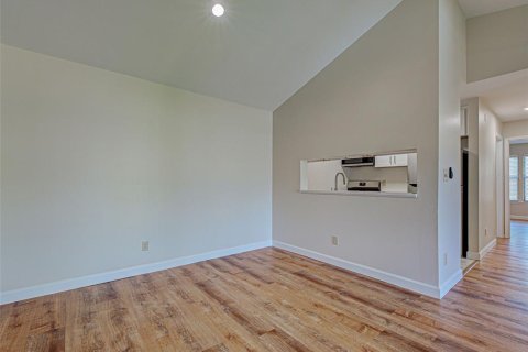 Condo in Sarasota, Florida, 2 bedrooms  № 1845245 - photo 4