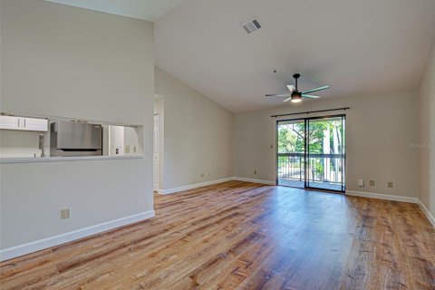 Condo in Sarasota, Florida, 2 bedrooms  № 1845245 - photo 8