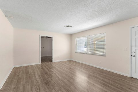 Casa en venta en Dunnellon, Florida, 3 dormitorios, 144 m2 № 1870735 - foto 9