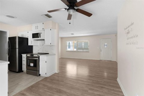 Casa en venta en Dunnellon, Florida, 3 dormitorios, 144 m2 № 1870735 - foto 13