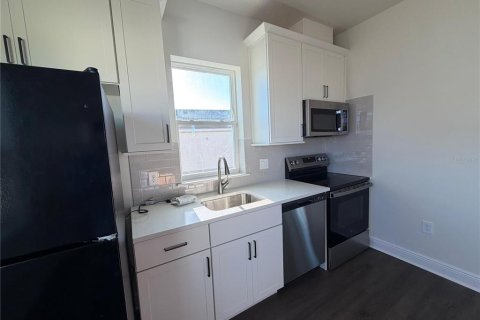 Appartement à louer à Orlando, Floride: 1 chambre, 63.36 m2 № 2098762 - photo 12
