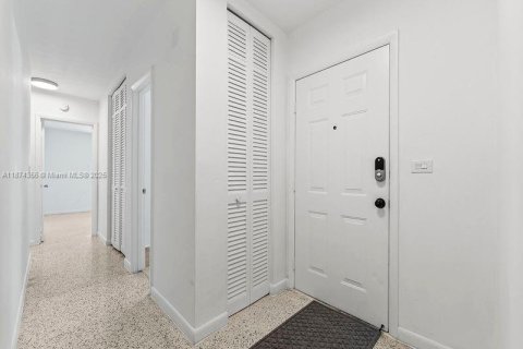 Casa en alquiler en Homestead, Florida, 4 dormitorios, 169.08 m2 № 1921732 - foto 14