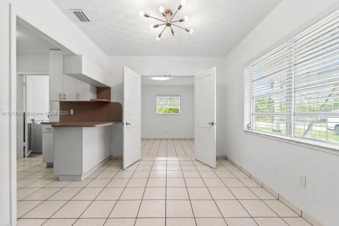 Casa en alquiler en Homestead, Florida, 4 dormitorios, 169.08 m2 № 1921732 - foto 7