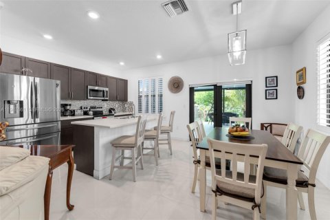 Touwnhouse à vendre à Homestead, Floride: 3 chambres, 140.65 m2 № 2091202 - photo 3