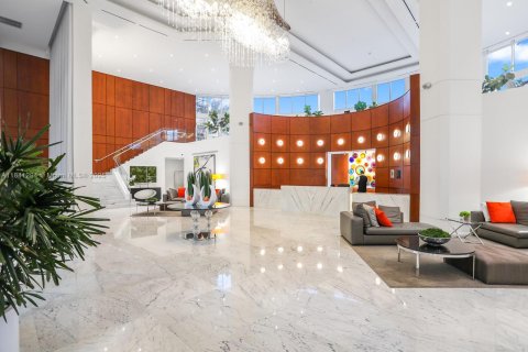 Copropriété à louer à Sunny Isles Beach, Floride: 2 chambres, 176.51 m2 № 1832463 - photo 25