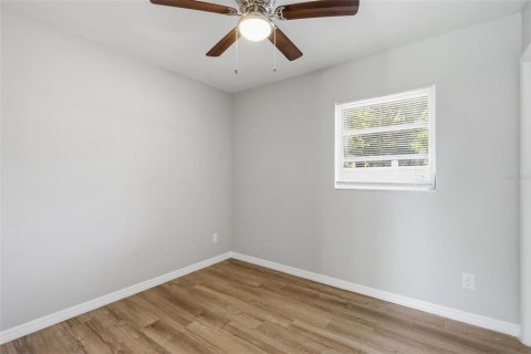 House in Saint Petersburg, Florida 3 bedrooms, 106.74 sq.m. № 2235495 - photo 23