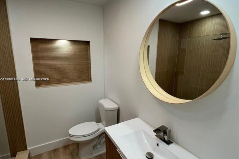 House in Fort Lauderdale, Florida 4 bedrooms, 188.96 sq.m. № 2023613 - photo 26