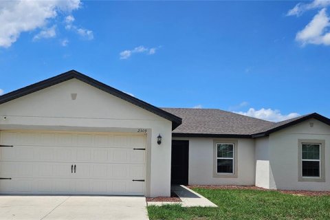 Casa en venta en Kissimmee, Florida, 3 dormitorios, 156.45 m2 № 1775691 - foto 1