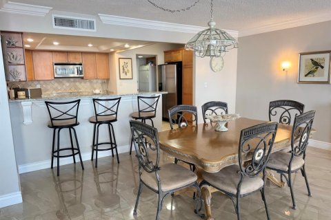 Condominio en venta en Fort Lauderdale, Florida, 2 dormitorios, 177.16 m2 № 2188215 - foto 11