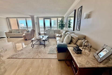 Condominio en venta en Fort Lauderdale, Florida, 2 dormitorios, 177.16 m2 № 2188215 - foto 6