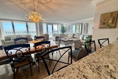Condominio en venta en Fort Lauderdale, Florida, 2 dormitorios, 177.16 m2 № 2188215 - foto 10
