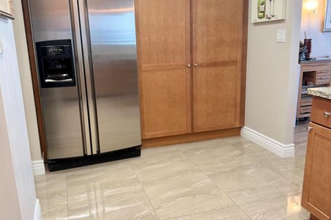 Condominio en venta en Fort Lauderdale, Florida, 2 dormitorios, 177.16 m2 № 2188215 - foto 14