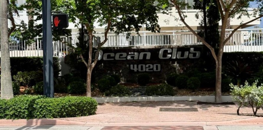 Condominio en Fort Lauderdale, Florida, 2 dormitorios № 2188215