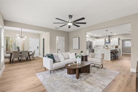 Villa ou maison à vendre à Apopka, Floride: 5 chambres, 178 m2 № 2425256 - photo 8