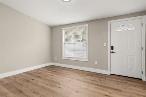 Villa ou maison à vendre à Apopka, Floride: 5 chambres, 178 m2 № 2425256 - photo 20
