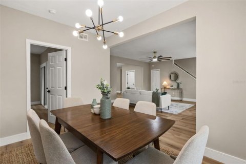 Villa ou maison à vendre à Apopka, Floride: 5 chambres, 178 m2 № 2425256 - photo 17