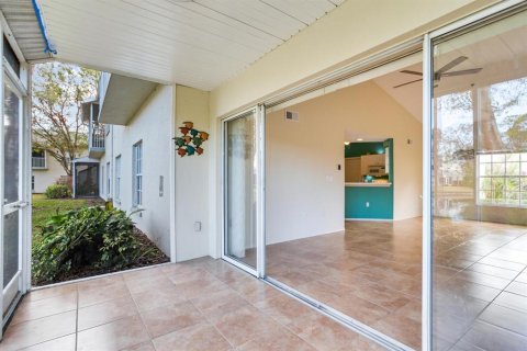 Condo in Bradenton, Florida, 2 bedrooms  № 1717132 - photo 26