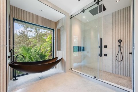 Casa en venta en Pinecrest, Florida, 5 dormitorios, 434.13 m2 № 2011735 - foto 11