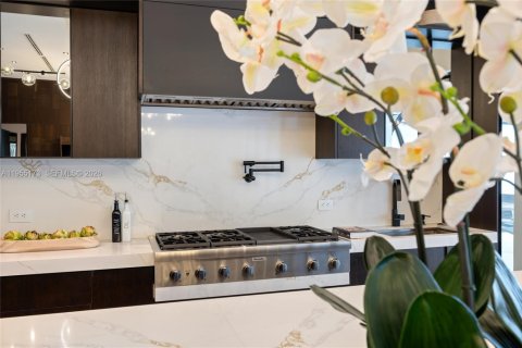 Casa en venta en Pinecrest, Florida, 5 dormitorios, 434.13 m2 № 2011735 - foto 1