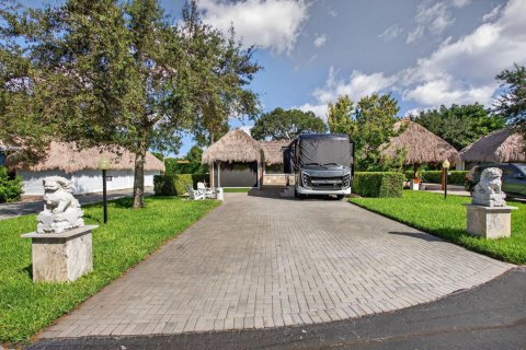 Condo in Margate, Florida, 3 rooms  № 2177313 - photo 3