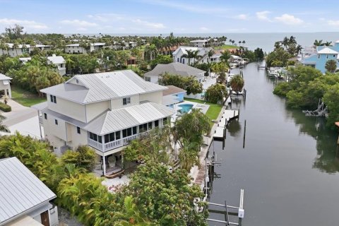 Villa ou maison à vendre à Bradenton Beach, Floride: 3 chambres, 302.3 m2 № 2290984 - photo 3