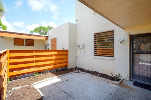 Condo in Bradenton, Florida, 2 bedrooms  № 2151972 - photo 27