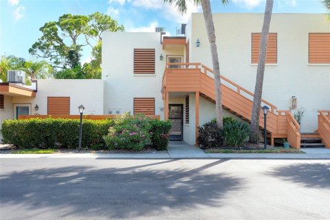 Condo in Bradenton, Florida, 2 bedrooms № 2151972