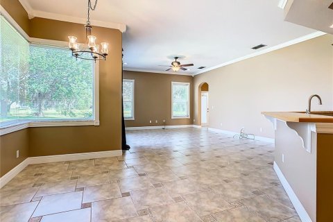 House in Orlando, Florida 5 bedrooms, 253.16 sq.m. № 2229093 - photo 14