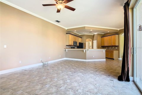 House in Orlando, Florida 5 bedrooms, 253.16 sq.m. № 2229093 - photo 24