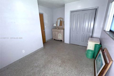 Propiedad comercial en venta en Dania Beach, Florida, 217.39 m2 № 2029574 - foto 19