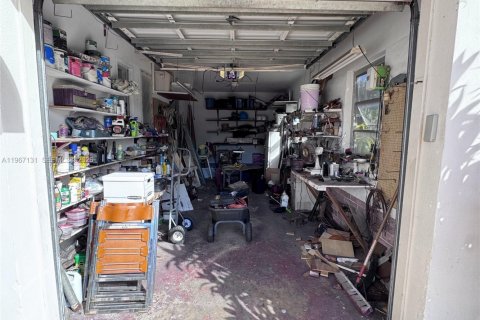 Propiedad comercial en venta en Dania Beach, Florida, 217.39 m2 № 2029574 - foto 23