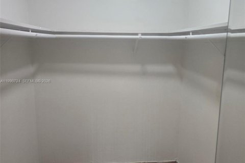 Снять в аренду кондоминиум в Майами, Флорида 1 спальня, 68.38м2, № 2058321 - фото 7