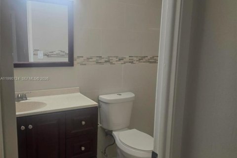 Снять в аренду кондоминиум в Майами, Флорида 1 спальня, 68.38м2, № 2058321 - фото 5