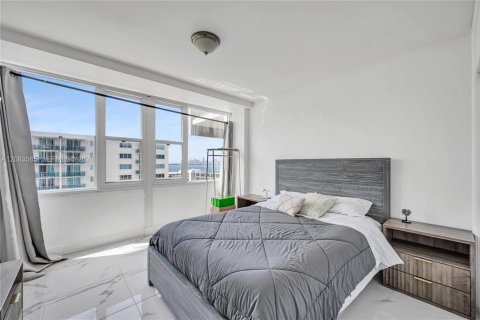 Copropriété à louer à North Bay Village, Floride: 2 chambres, 99.78 m2 № 2350537 - photo 20