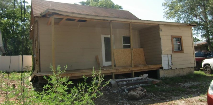 Villa ou maison à DeLand, Floride 3 chambres, 101.17 m2 № 1759886