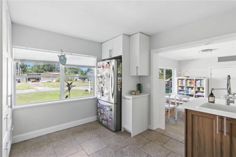 House in Orlando, Florida 2 bedrooms, 105.91 sq.m. № 1870808 - photo 7